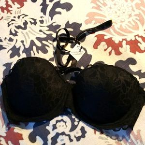 Nicole Miller strapless bra